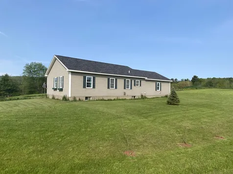 353 East Main Street Hyde Park VT 05655