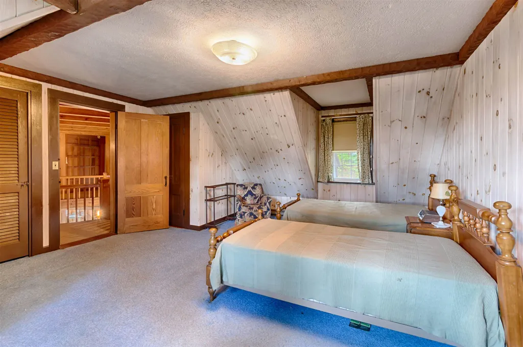 48 Canaan Road Tuftonboro NH 03816