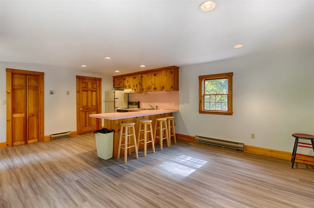 48 Canaan Road Tuftonboro NH 03816