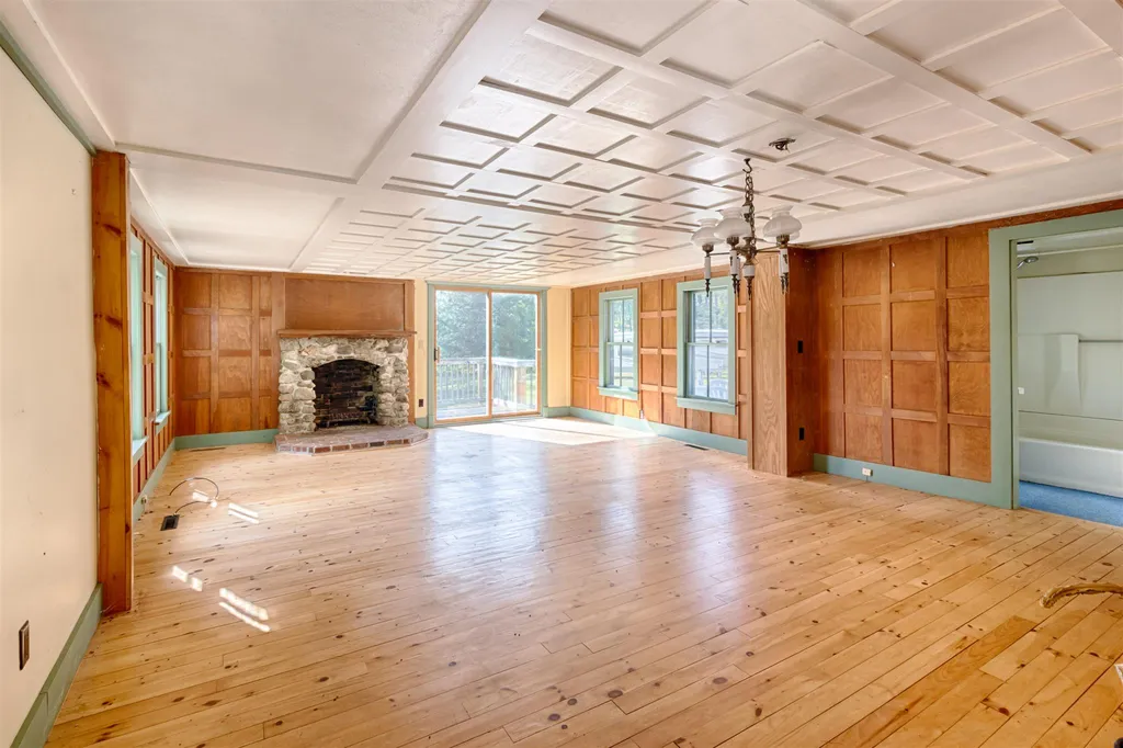 48 Canaan Road Tuftonboro NH 03816