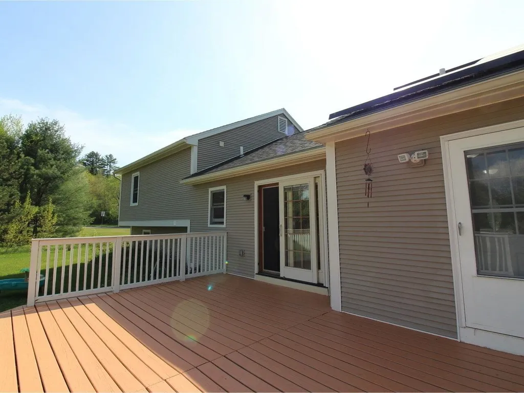 7 Thomas Lane Essex VT 05452