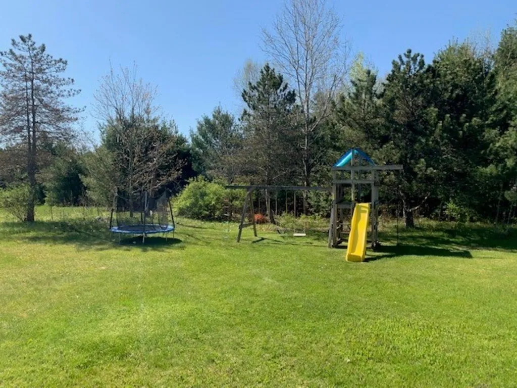 7 Thomas Lane Essex VT 05452