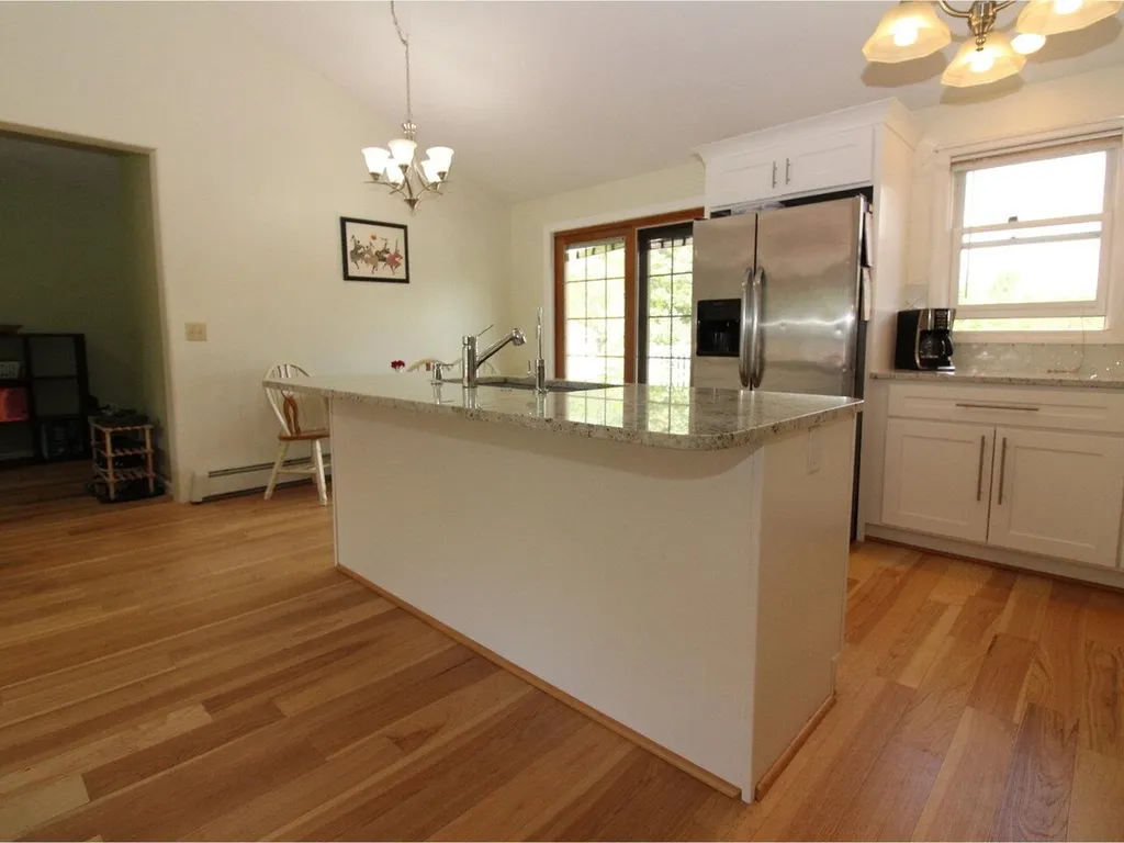 7 Thomas Lane Essex VT 05452