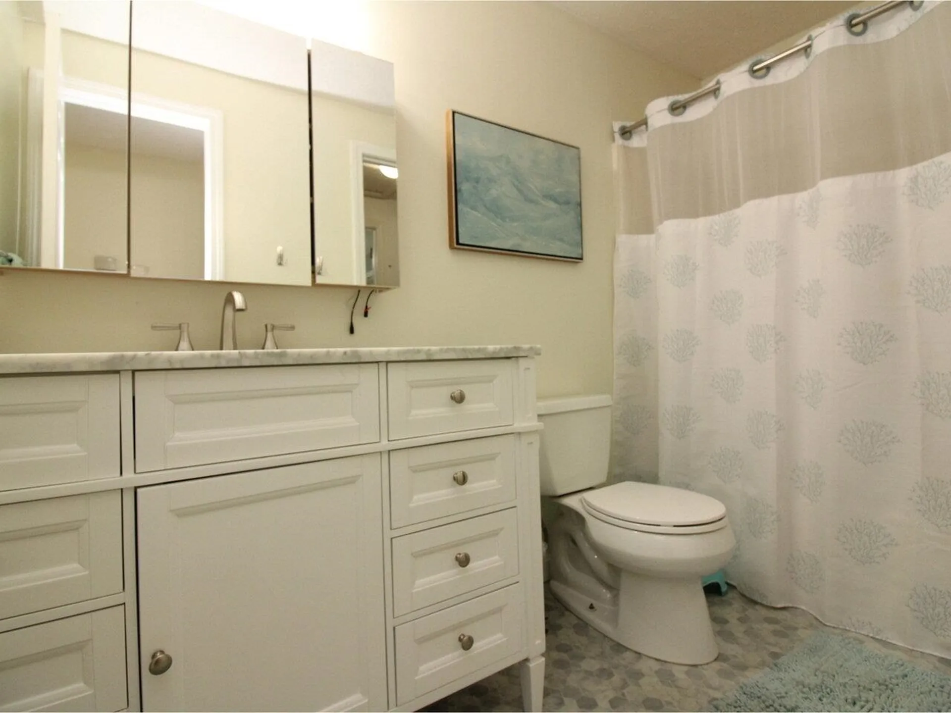 7 Thomas Lane Essex VT 05452