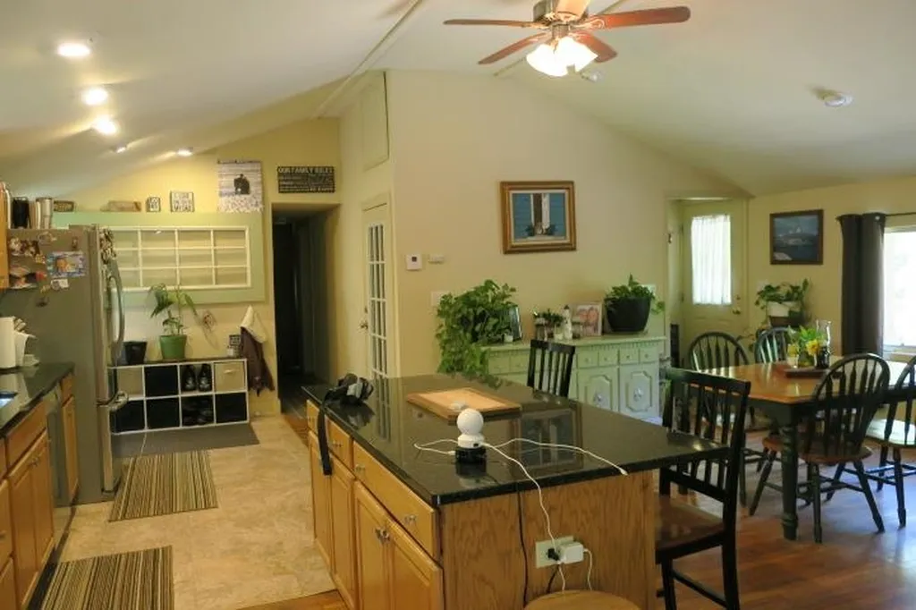47 Grant Road Newmarket NH 03857