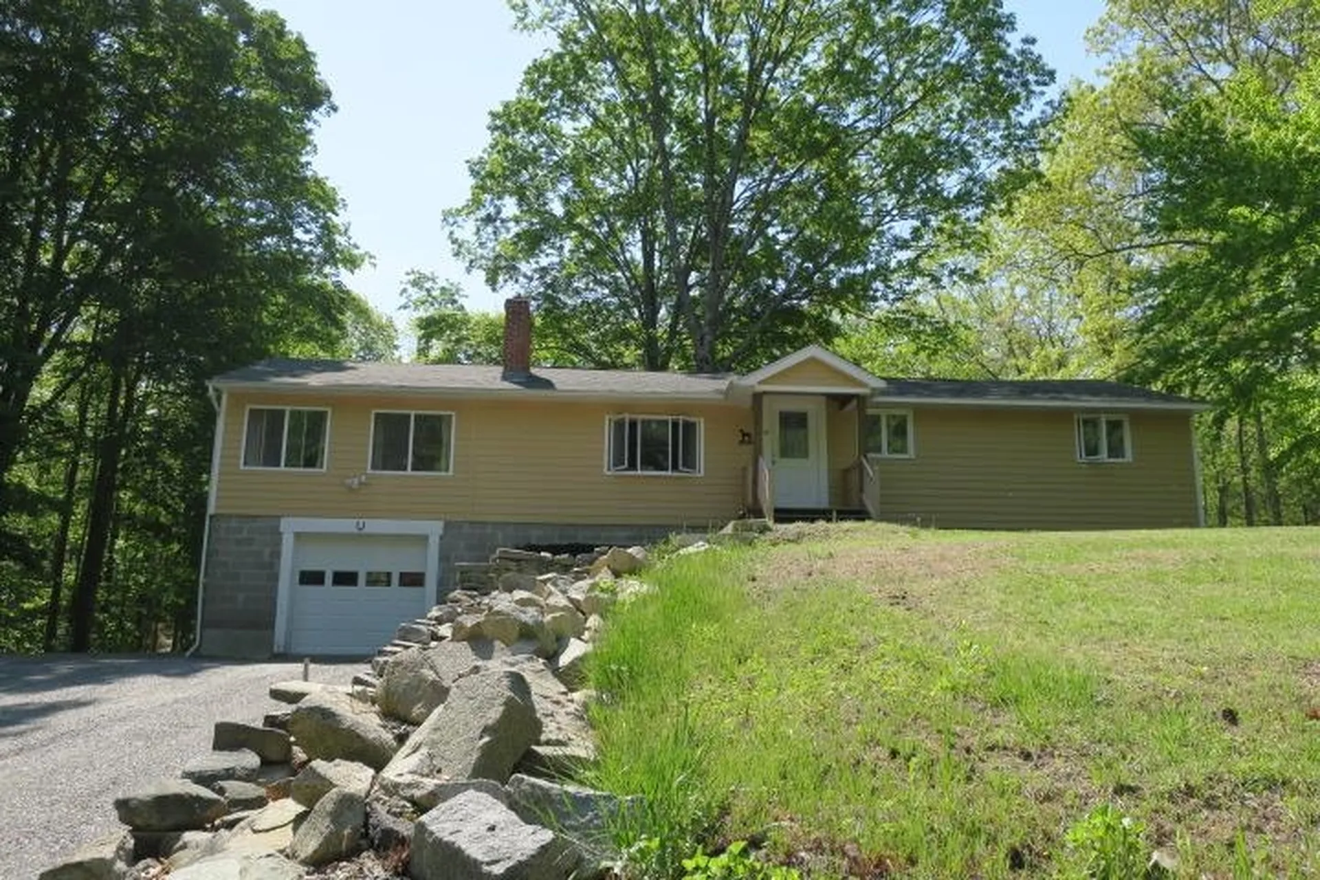 47 Grant Road Newmarket NH 03857