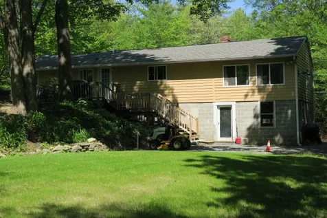 47 Grant Road Newmarket NH 03857