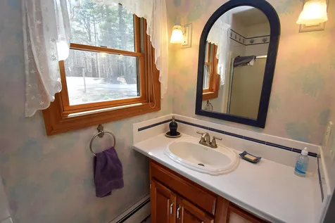 680 Pequawket Drive Conway NH 03818