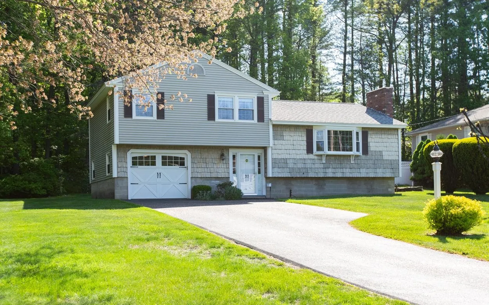 33 Cole Street Salem NH 03079