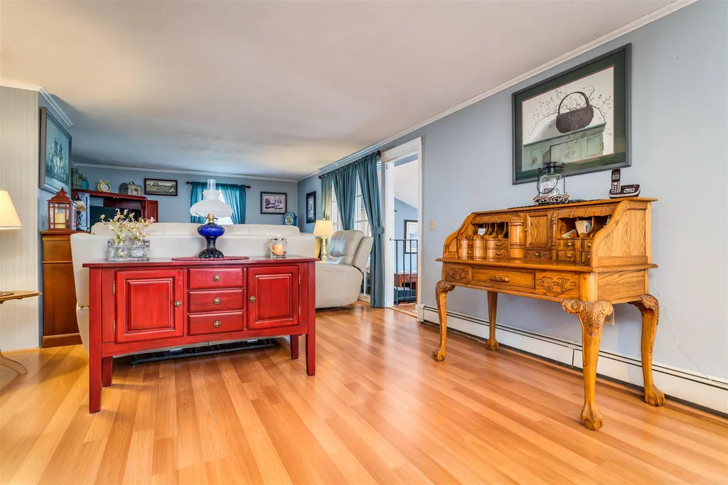 5 Wentworth Avenue Rochester NH 03867