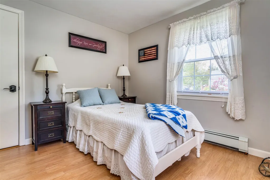 5 Wentworth Avenue Rochester NH 03867