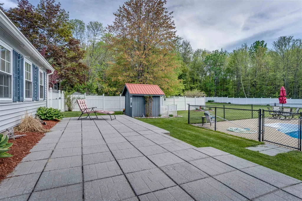 5 Wentworth Avenue Rochester NH 03867
