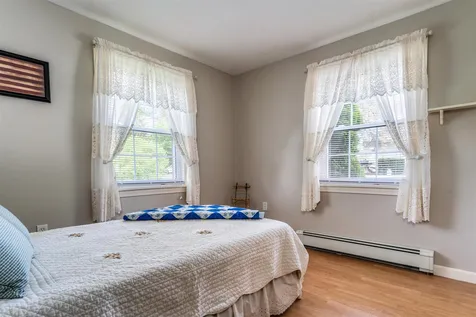 5 Wentworth Avenue Rochester NH 03867