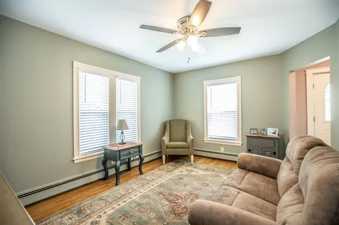 16 Newman Street Hillsborough NH 03244