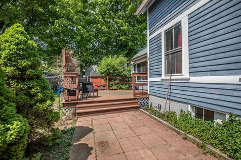 16 Newman Street Hillsborough NH 03244