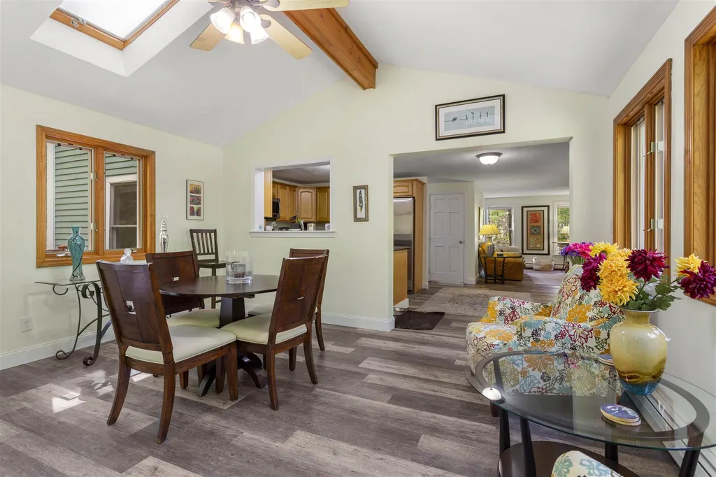 49 Grey Rock Road Bedford NH 03110