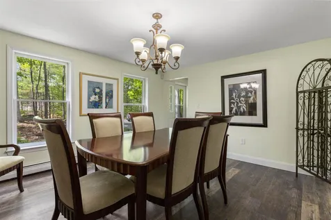 49 Grey Rock Road Bedford NH 03110