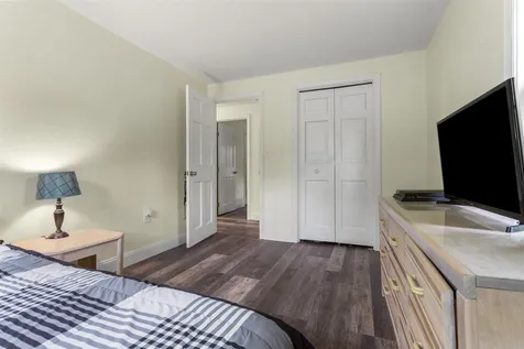 49 Grey Rock Road Bedford NH 03110