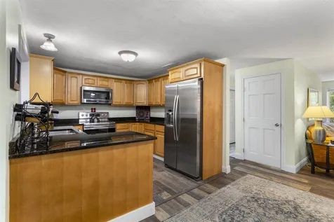 49 Grey Rock Road Bedford NH 03110