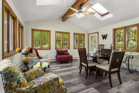 49 Grey Rock Road Bedford NH 03110