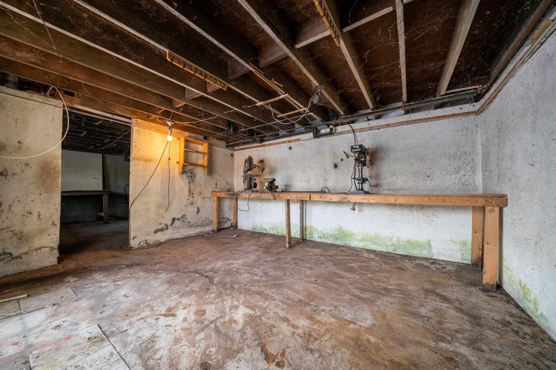 77 Cove Street Goffstown NH 03045