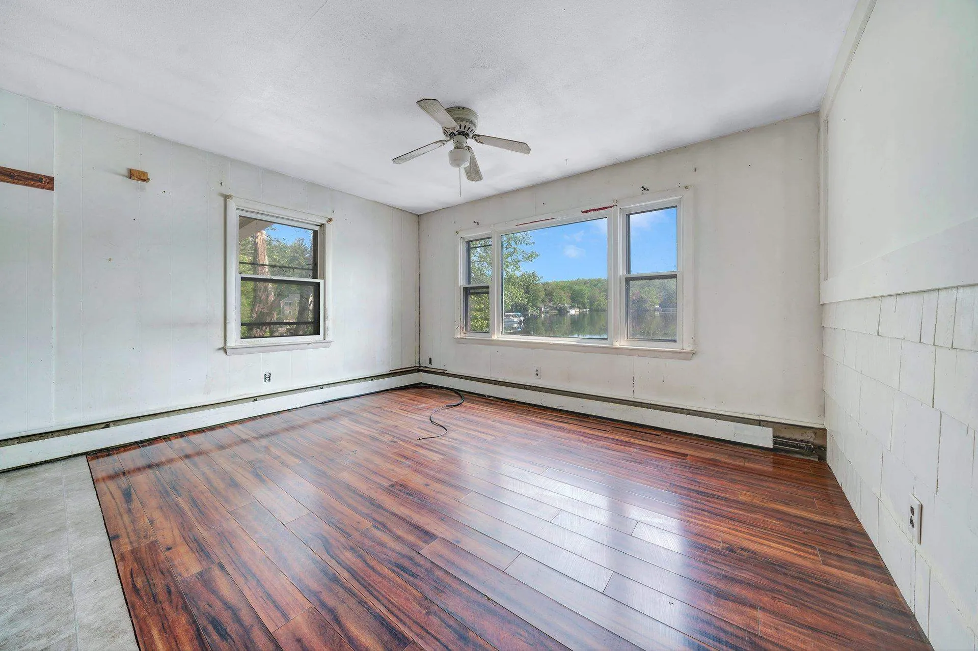 77 Cove Street Goffstown NH 03045