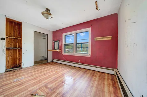 77 Cove Street Goffstown NH 03045