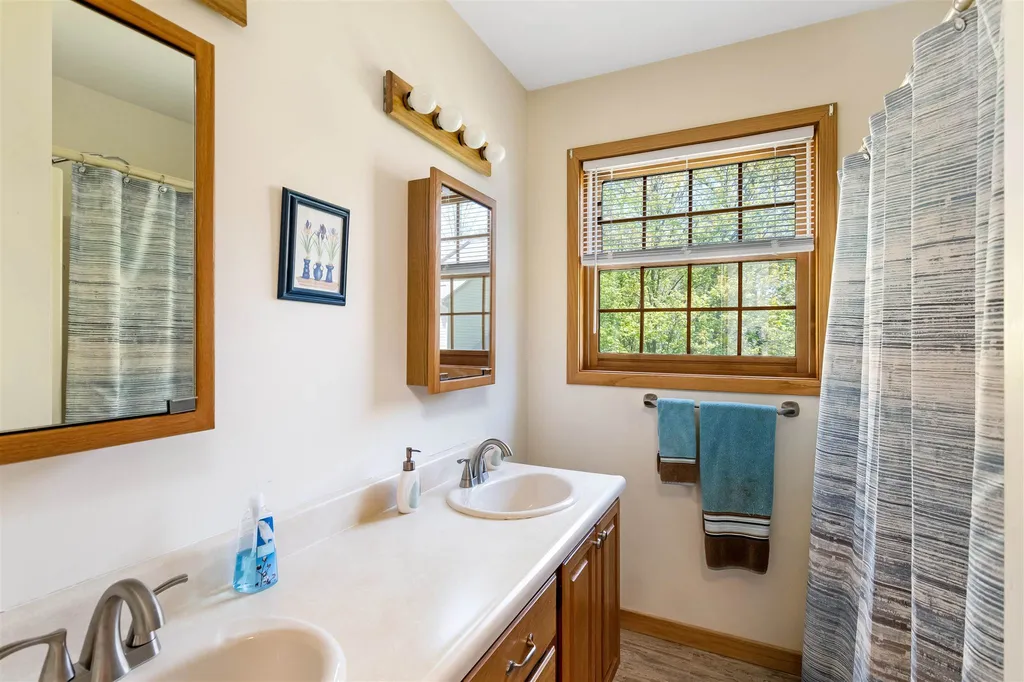 364 Hidden Oaks Drive Colchester VT 05446