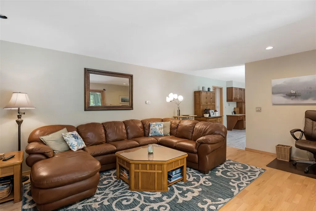 364 Hidden Oaks Drive Colchester VT 05446