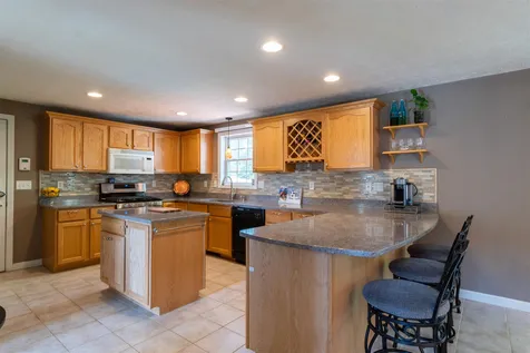 34 Sandy Brook Street Manchester NH 03103