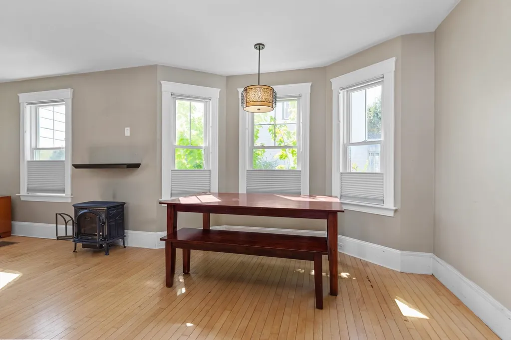 261 Sagamore Avenue Portsmouth NH 03801