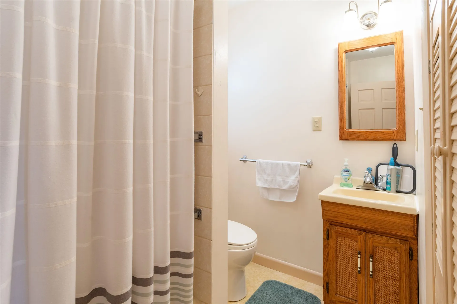 63 Lund Street Nashua NH 03060