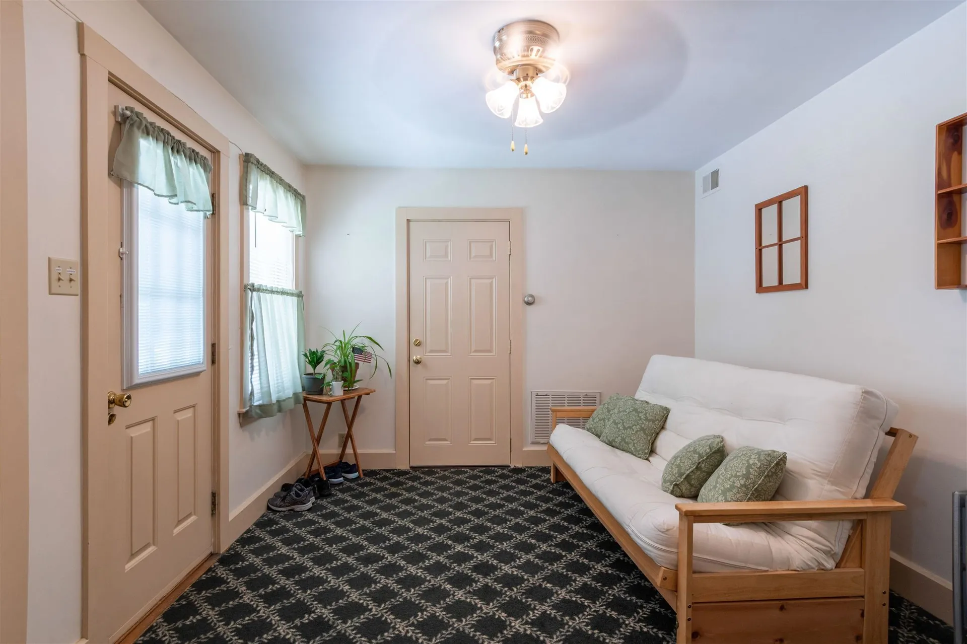 63 Lund Street Nashua NH 03060
