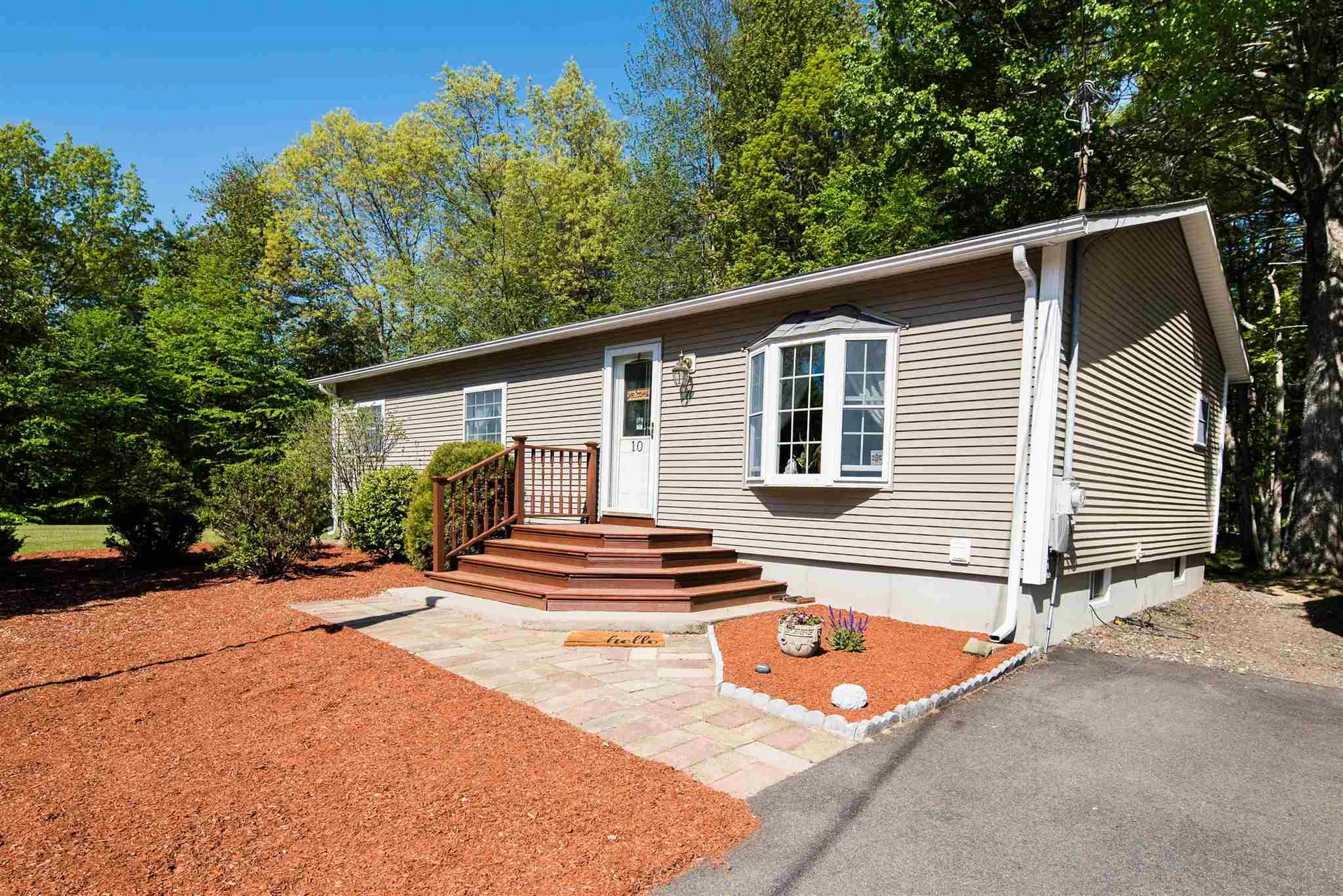 10 Giordani Lane Sandown NH 03873