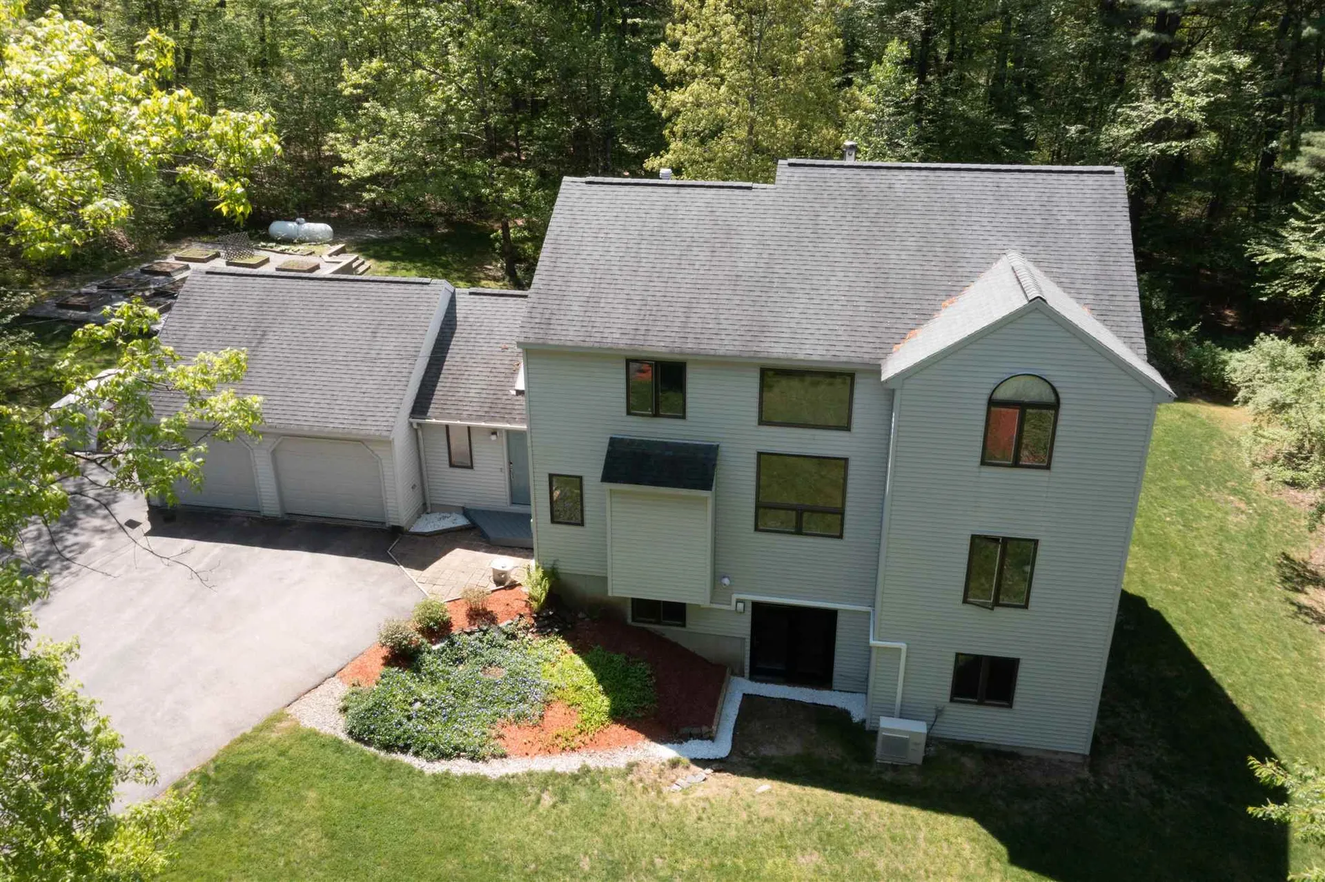 32 Proctor Hill Road Hollis NH 03049