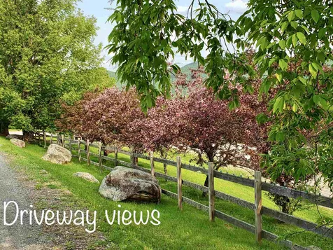 106-108 Fawn Ledge Lane Jamaica VT 05343