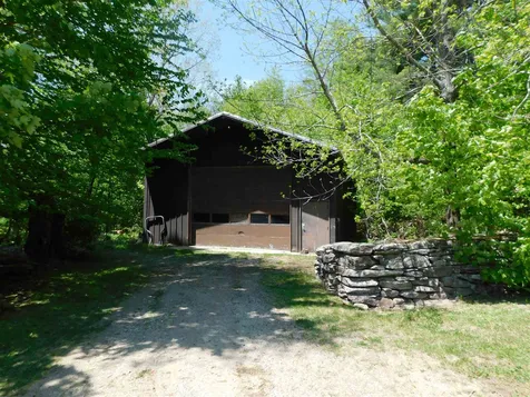 106-108 Fawn Ledge Lane Jamaica VT 05343