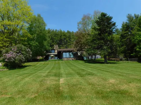 106-108 Fawn Ledge Lane Jamaica VT 05343