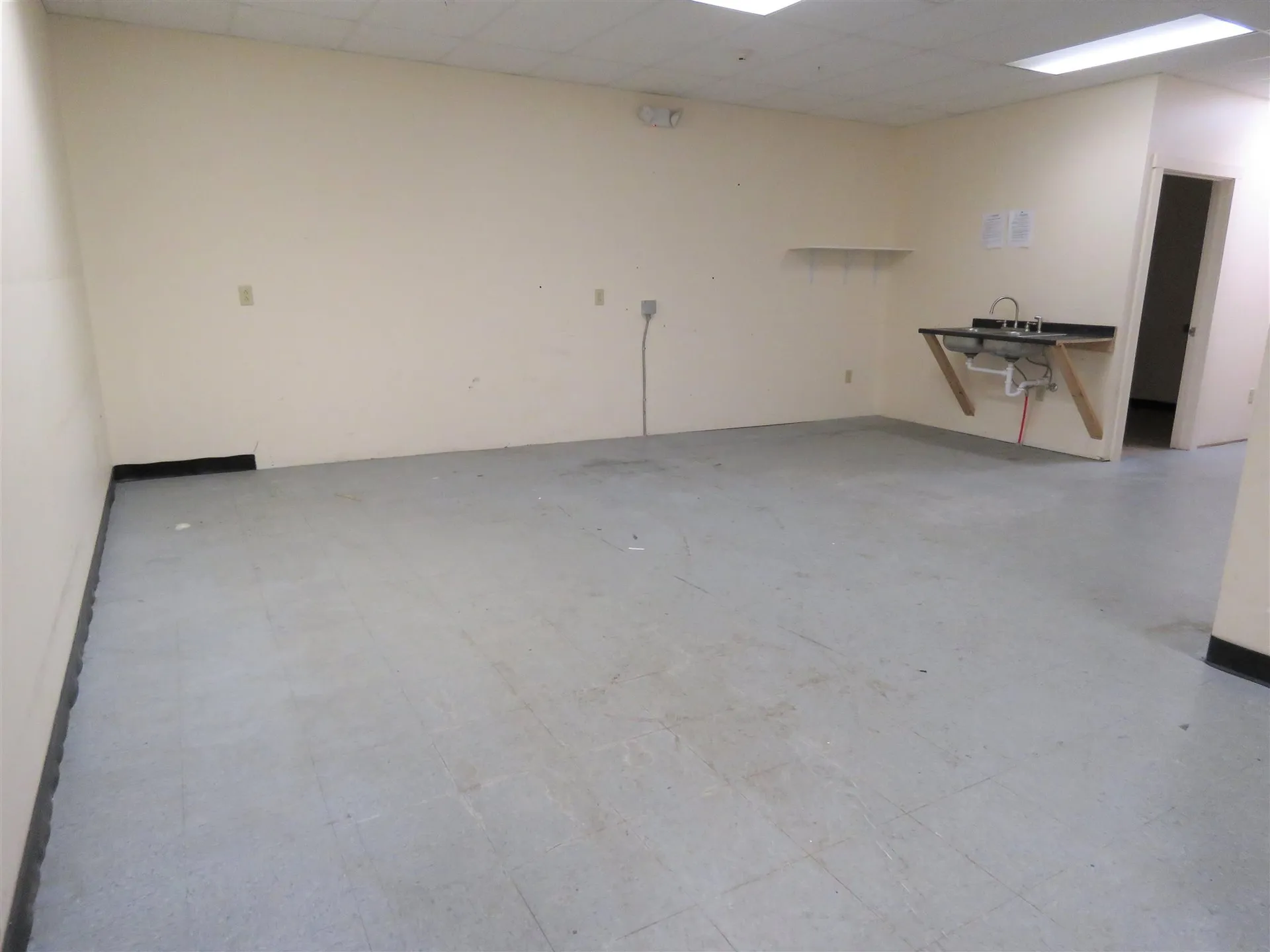 137 Main Street Newport City VT 05855