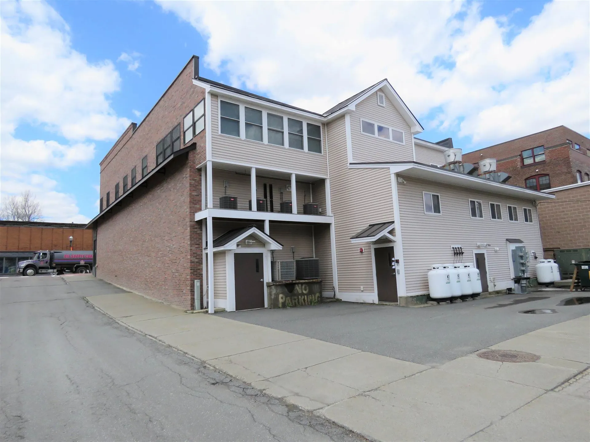 137 Main Street Newport City VT 05855