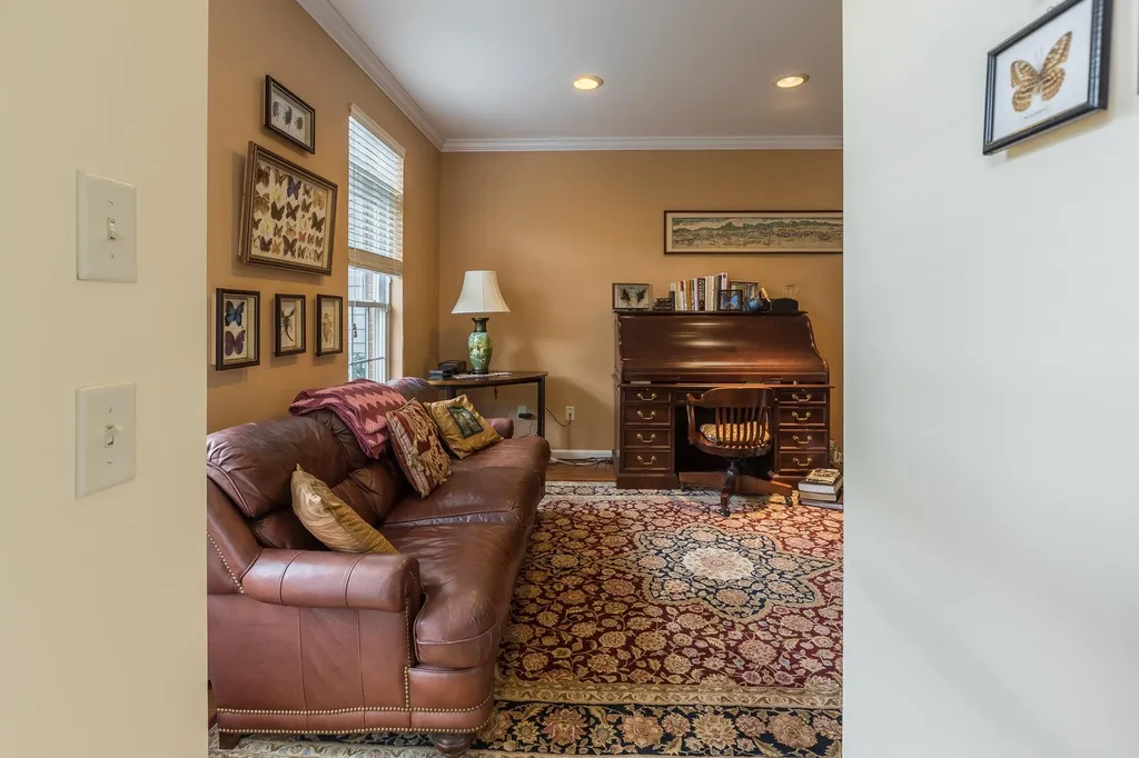 9 Shadow Brook Drive Hanover NH 03755