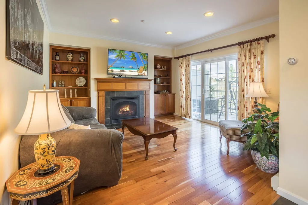 9 Shadow Brook Drive Hanover NH 03755