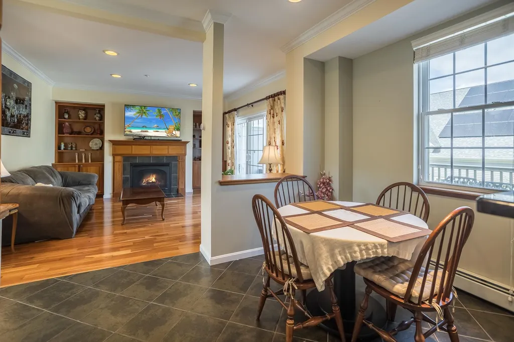 9 Shadow Brook Drive Hanover NH 03755