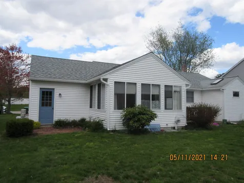 7 Fortier Drive Rochester NH 03867-1106