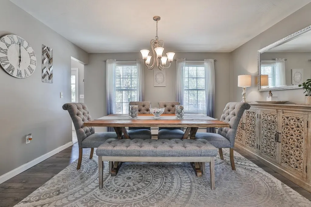 164 Forest Drive Auburn NH 03032