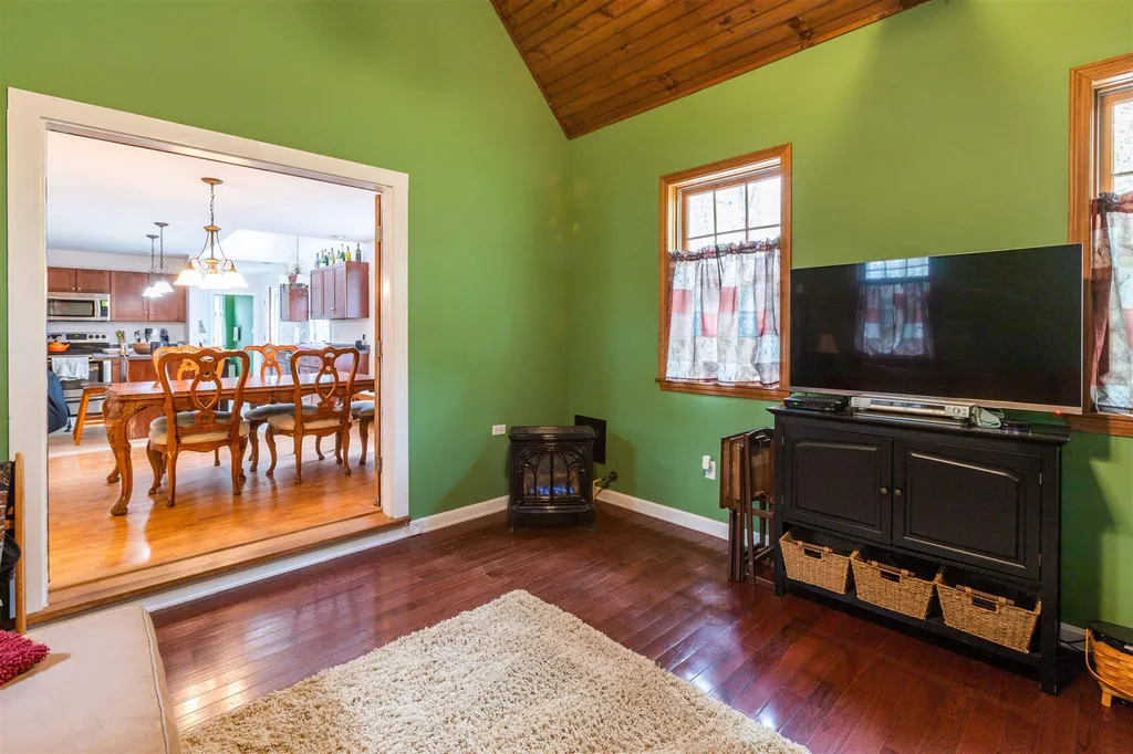 23 Mountainside Drive Newbury NH 03255