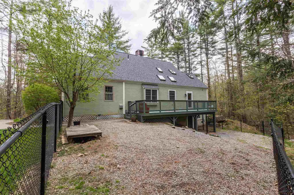 23 Mountainside Drive Newbury NH 03255