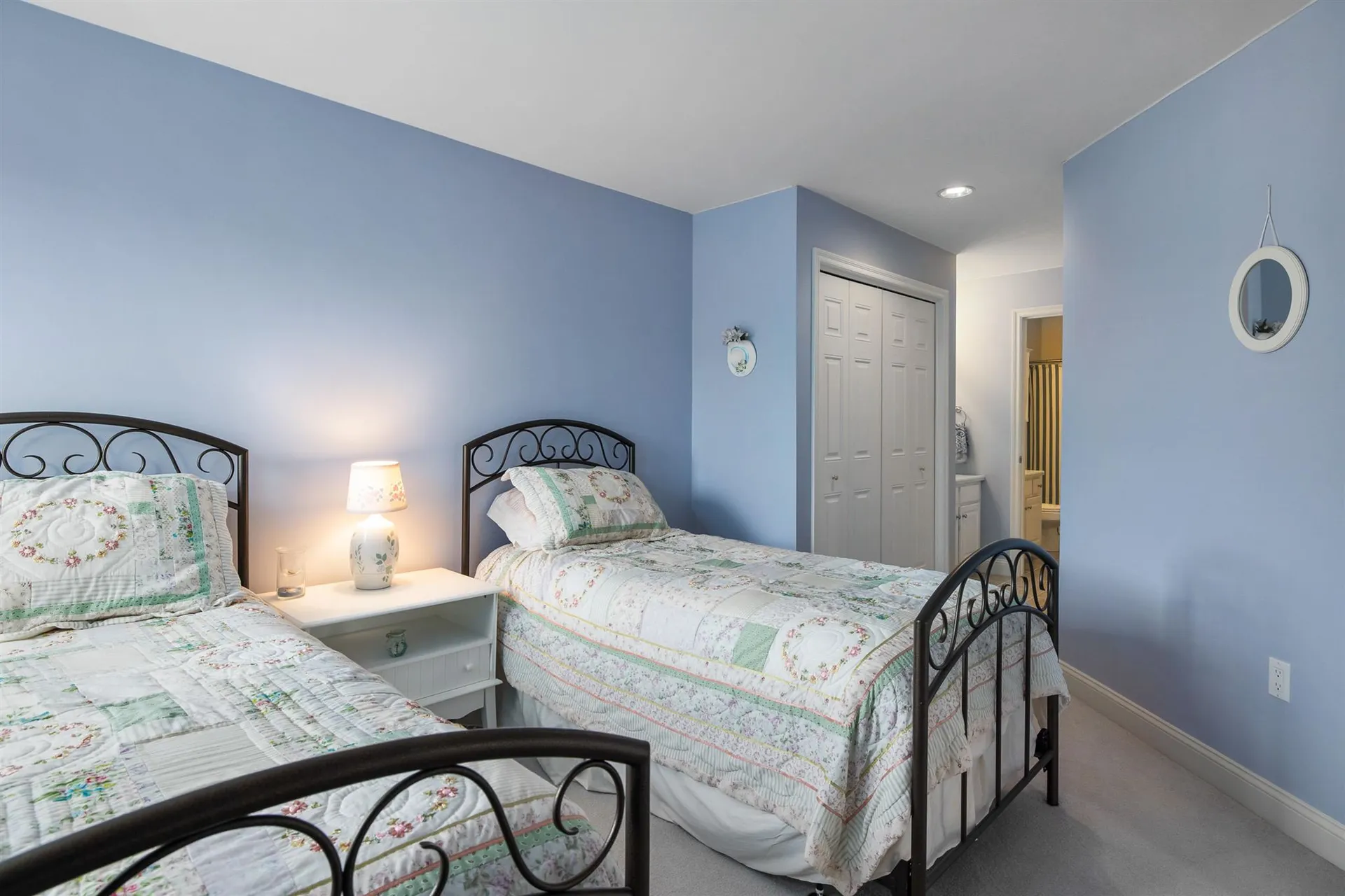2 Sterling Hill Lane Exeter NH 03833