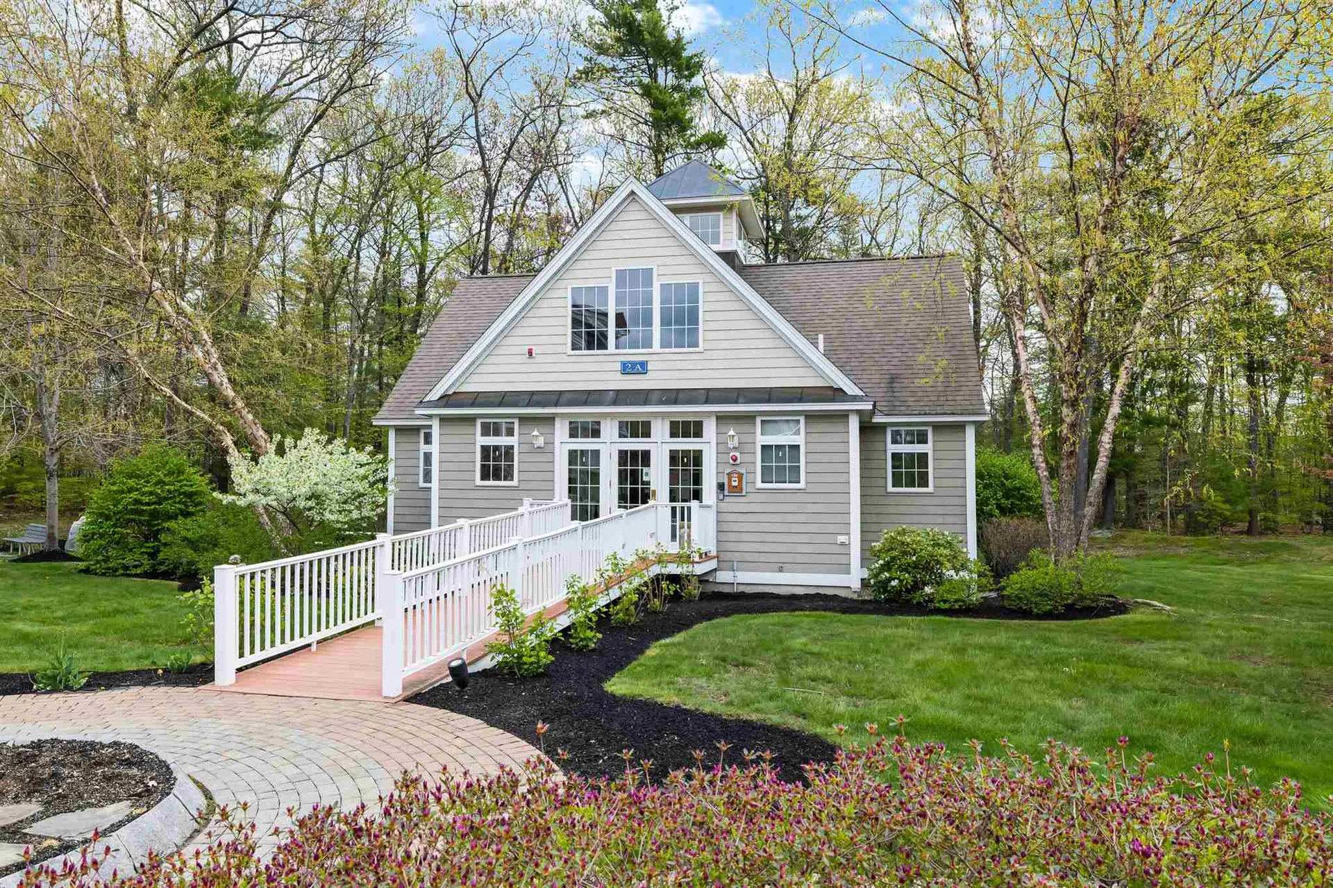 2 Sterling Hill Lane Exeter NH 03833