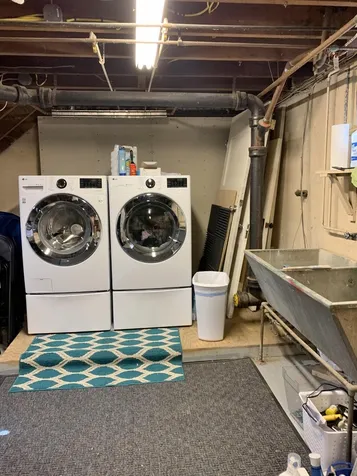 48 Commonwealth Avenue Springfield VT 05156